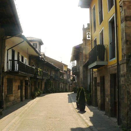 Apartamentos Rurales La Villa De Piedra Cartes Exteriör bild